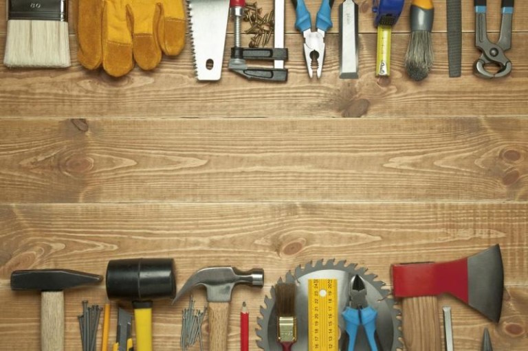 Trouvez le meilleur menuisier à Plouasne pour vos travaux d'aménagement